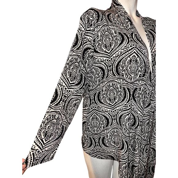 travelers CHICO'S Top Sz L (2) Black Wht Stretch Hem Tie 3/4 Slv Shirt Cover-up - Picture 4 of 7